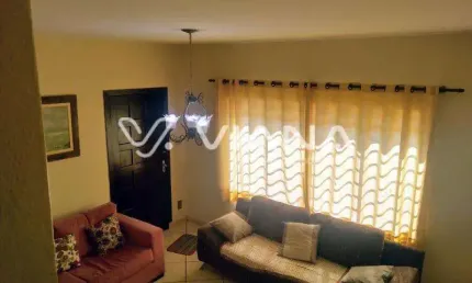 Casa comercial com 1 sala para alugar no Campestre, Santo André 