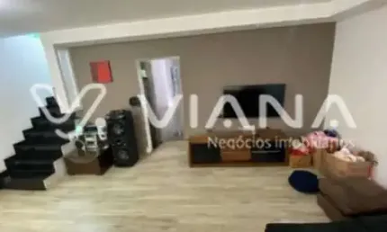 Sobrado à Venda com 2 Suítes no Bairro Santa Paula em São Caetano do Sul