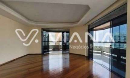 Apartamento 4 dormitórios á Venda no Bairro Santo Antônio em São Caetano do Sul