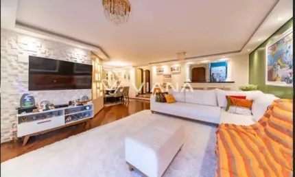 Apartamento 4 dormitórios no Bairro Vila Assunção em Santo André