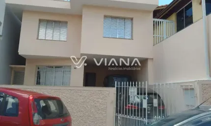 Sobrado à venda com 2 dormitórios e 2 vagas no Bairro Nova Gerti em São Caetano