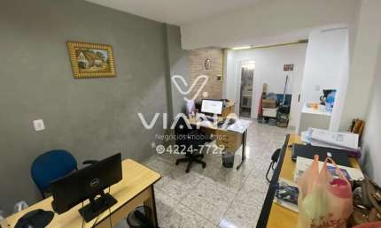 Sala comercial à venda,Localizada no centro de São Caetano do Sul.
