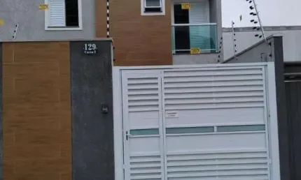 Sobrado para Venda em Santo André, Vila Curuça, 2 dormitórios, 2 suítes, 3 banheiros, 2 vagas