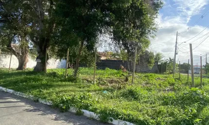 Terreno à venda no Buraquinho, Lauro de Freitas 