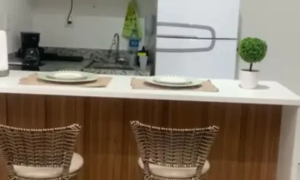 Apartamento 1/4, sala, cozinha americana, banheiro social, vaga de garagem