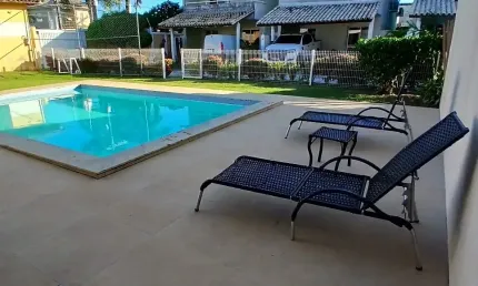 Casa para locação em condomínio fechado, 3/4, suíte, varanda, vaga de garagem