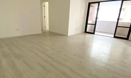 Apartamento à venda 4/4. Suíte, 94m2, varanda, 02 vagas garagem