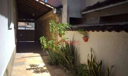 Casa com 3 dormitórios à venda, 90 m² por R$ 700.000,00 - Largo do Barradas - Niterói/RJ