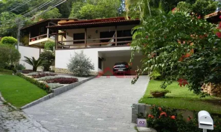 Casa com 3 dormitórios à venda, 223 m² por r$ 1.180.000,00 - itaipu - niterói/rj