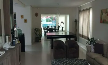 Casa à venda no Condomínio Reserva dos Vinhedos em Louveira/SP