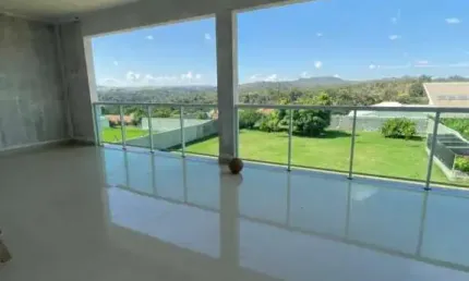 Casa à venda no Recanto dos Canjaranas em Vinhedo/SP