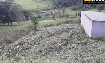 Terreno à venda no Residencial Sítio Santana em MORUNGABA/SP