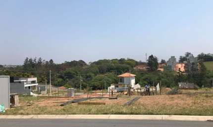 Terreno à venda no Loteamento Jardim São Roque em Vinhedo/SP