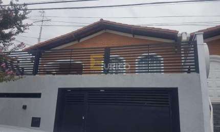 Casa com 3 quartos à venda na Rua Piauí, --, Centro, Vinhedo