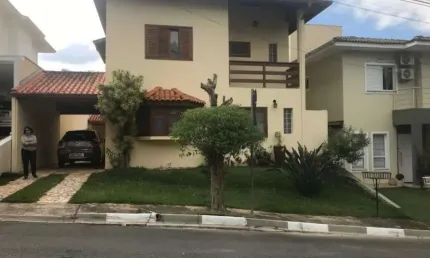 Casa à venda no Condomínio Jardim das Palmeiras em Vinhedo/SP