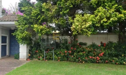 Casa à venda no Condomínio Estância Marambaia em Vinhedo/SP