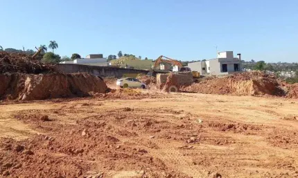 Terreno à venda no Loteamento Residencial Alta Vista em Vinhedo/SP