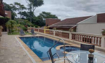 Casa à venda no Condomínio Estância Marambaia em Vinhedo/SP
