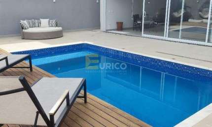Casa à venda no Condomínio Portal do Jequitibá em Valinhos/SP