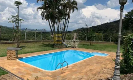 Chácara à venda no Condomínio Parque Suiço em Valinhos/SP
