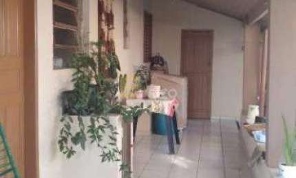 Casa com 3 quartos à venda na Rua João Carazzolle, --, Parque das Colinas, Valinhos