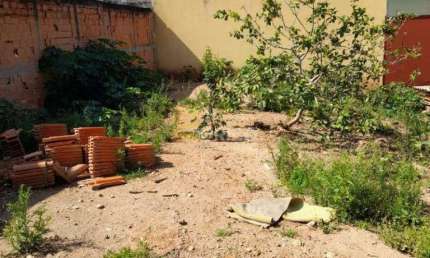 Terreno à venda no JARDIM NOVA PALMARES II em Valinhos/SP