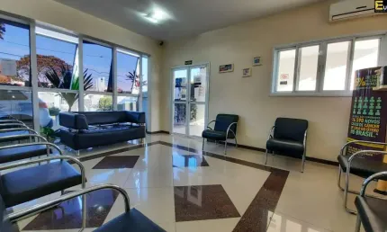 Casa com 3 quartos à venda na Avenida Onze de Agosto, --, Vila Embaré, Valinhos
