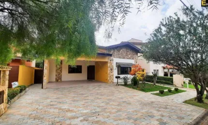 Casa à venda no Condomínio Residencial Terras do Caribe em Valinhos/SP