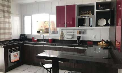 Casa à venda no Condomínio Águas da Serra em Valinhos/SP