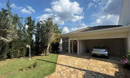 Casa à venda no Condomínio Flor da Serra em Valinhos/SP