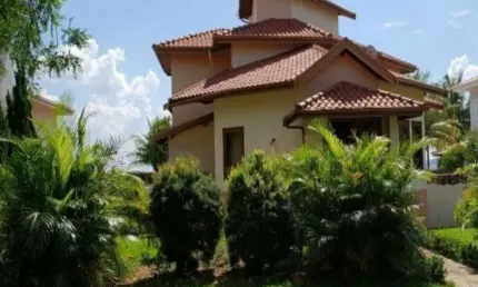 Casa à venda no Condomínio Moinho de Vento em Valinhos/SP