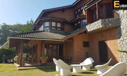 Casa em condomínio à venda no Condomínio Estância Marambaia em Vinhedo/SP