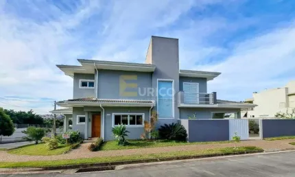Casa em condomínio à venda no Condomínio Portal do Jequitibá em Valinhos/SP