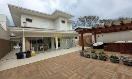 Casa em condomínio à venda no Condomínio Fiorella em Valinhos/SP