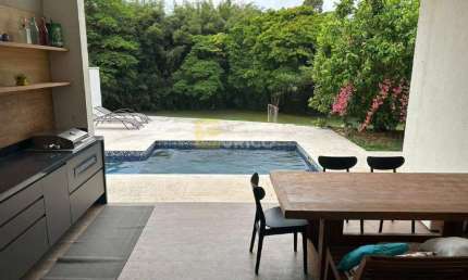 Casa em condomínio à venda no Condomínio Morada do Bosque em Vinhedo/SP