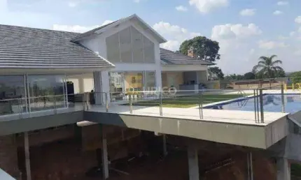 Casa em condomínio à venda no Condomínio Vale da Santa Fé em Vinhedo/SP