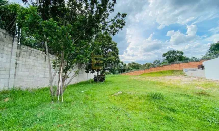 Terreno em Condomínio à venda no Condomínio Bosque dos Cambarás em Valinhos/SP