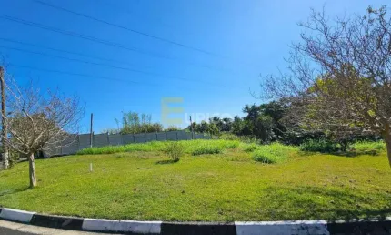 Terreno a venda com 548m2 - Condomínio Terras de São Francisco - Vinhedo/SP