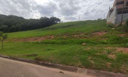 Terreno à venda no Condomínio Santa Isabel em Louveira/SP