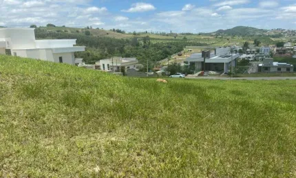 Terreno a venda no condomínio campo de Toscana de alto padrão em vinhedo!!!