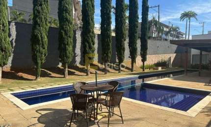 Casa à venda no Condomínio Residencial Quinta das Oliveiras em Valinhos/SP