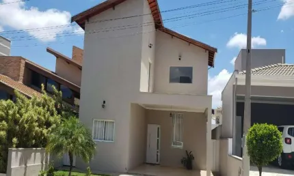 Casa em condomínio à venda no Condomínio Residencial Santa Clara em Valinhos/SP