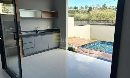 Casa à venda no Condomínio Residencial Mont'Alcino em Valinhos/SP