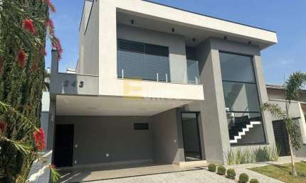 Casa em condomínio à venda no Condomínio Portal do Jequitibá em Valinhos/SP