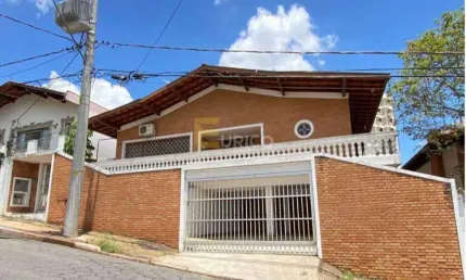 Casa com 3 quartos à venda na Rua Nove de Julho, --, Centro, Vinhedo