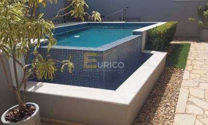 Casa em condomínio à venda no Condominio Le Village em Valinhos/SP
