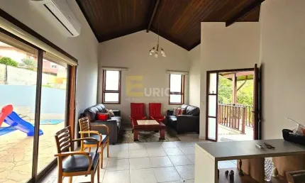 Casa térrea a venda com 03 quartos no Condomínio Recanto dos Paturis em Vinhedo/SP