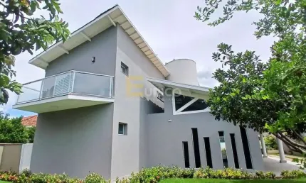 Casa a Venda no condomínio Estância Marambaia em Vinhedo - 4 suítes