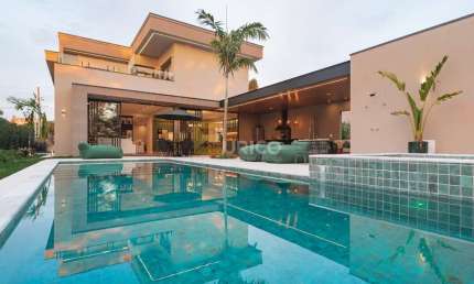 Casa em condomínio à venda no Condomínio Portal Japy Golf Club em Cabreúva/SP