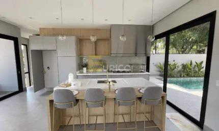 Casa em condomínio à venda no Condomínio Reserva do Itamaracá em Valinhos/SP